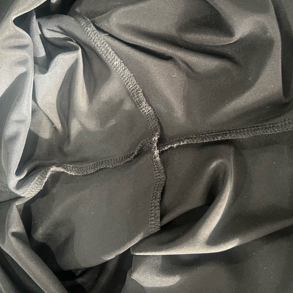 Faux black leather leggings - Picture 3 of 6